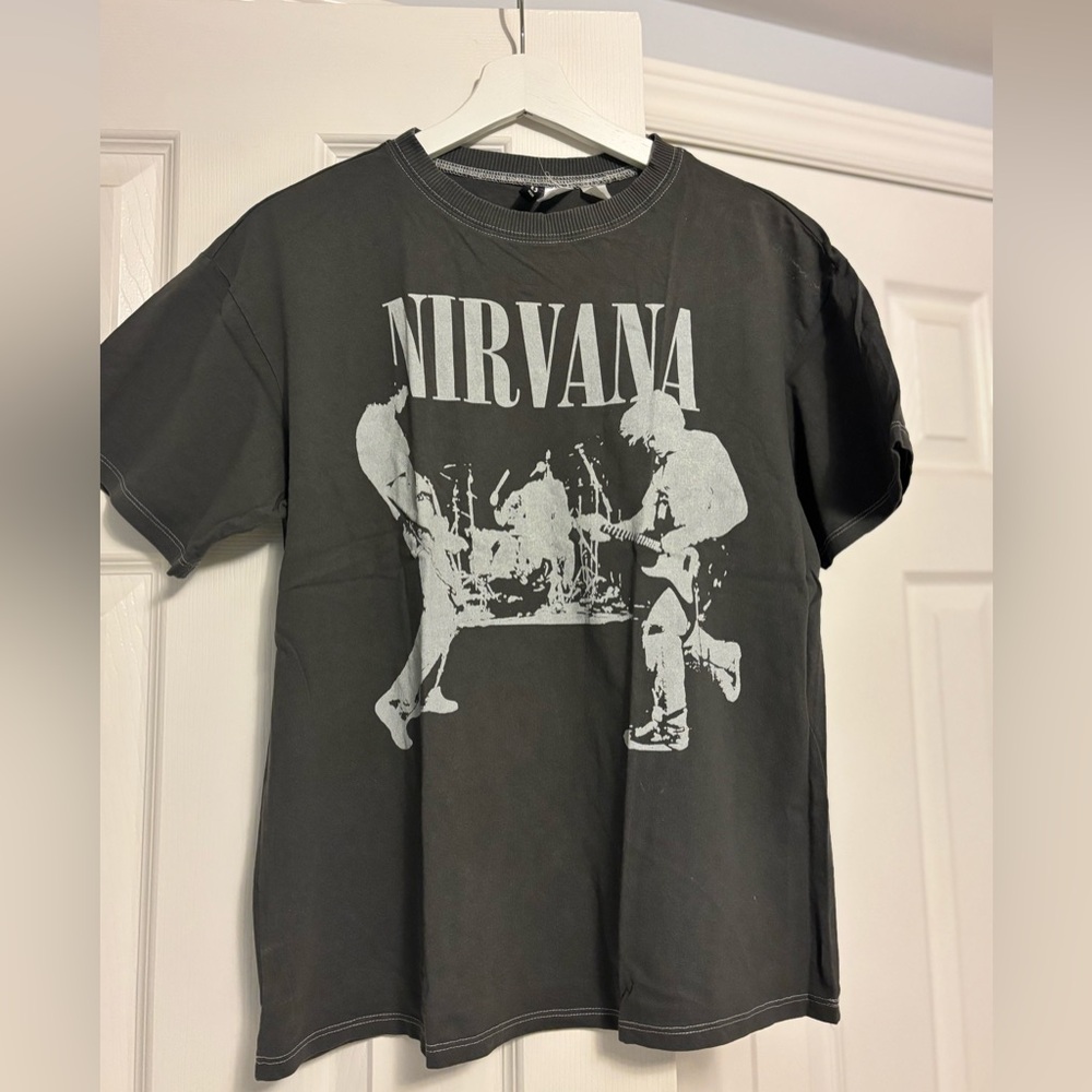 HM Nirvana Black Graphic T-Shirt size small
